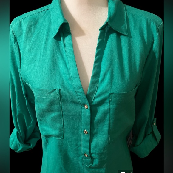 LOVE TREE- Green Button Up Blouse with Collar, New - Picture 5 of 5